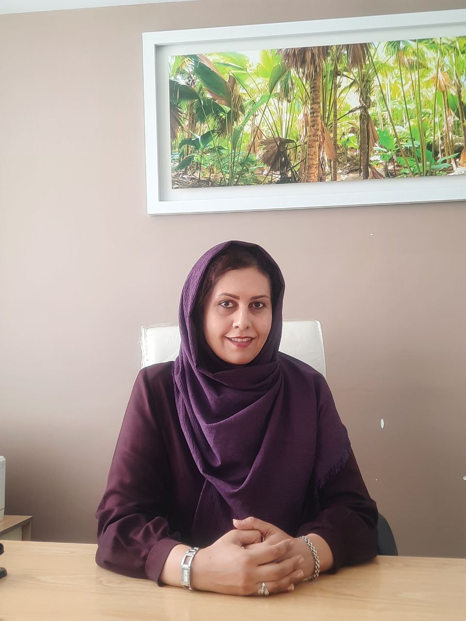 آزاده اولین