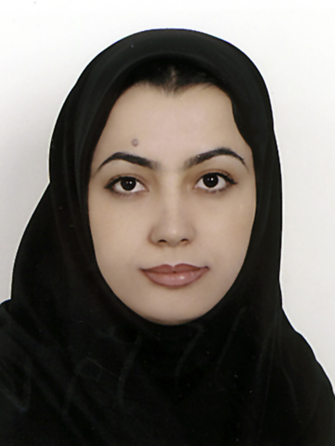 منیره حقانی فر