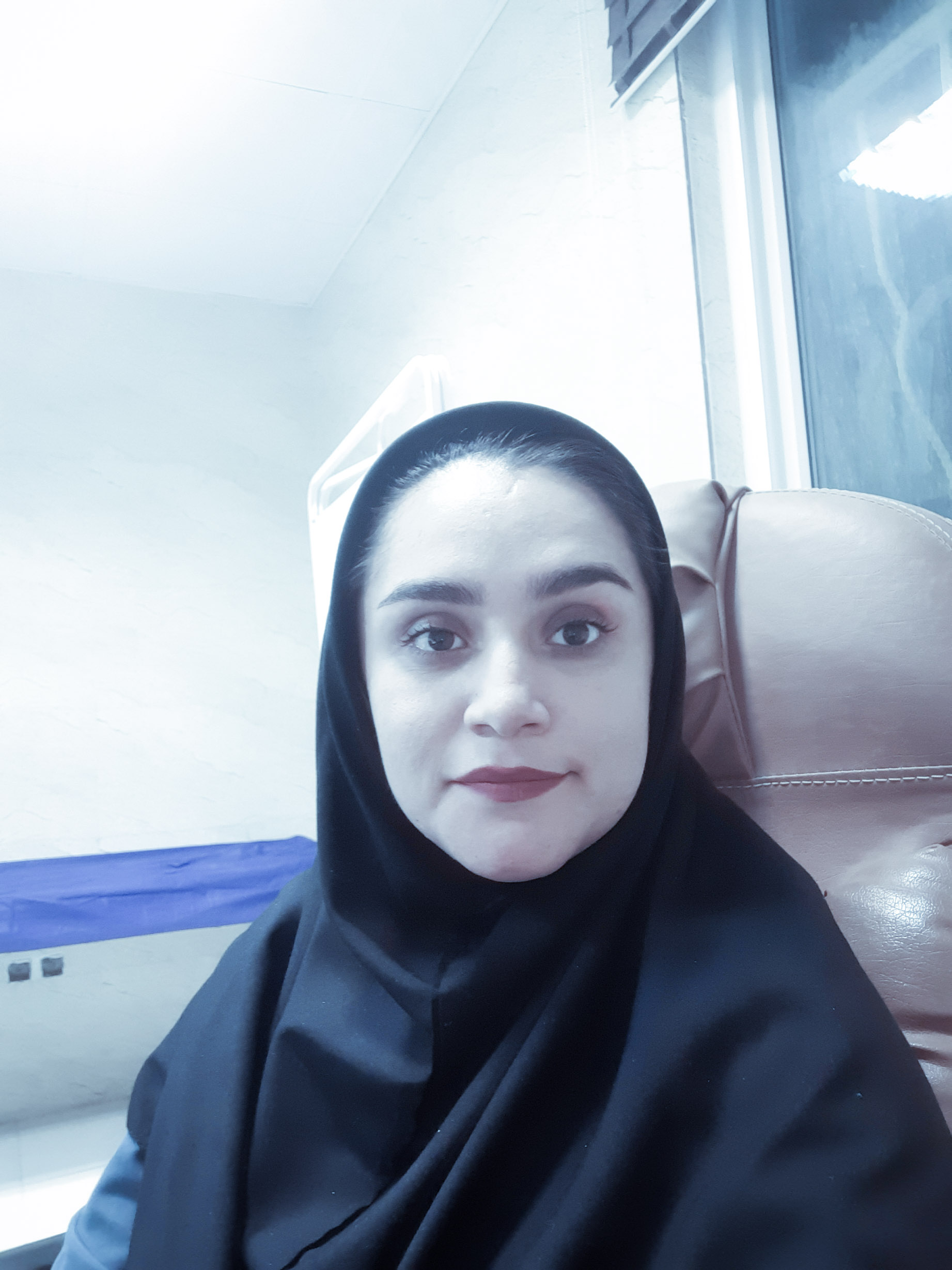 بنفشه عباسی ارند