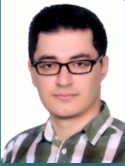 سیاوش خاکی