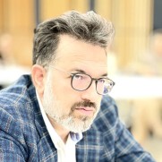 علیرضا رنجبر نائینی
