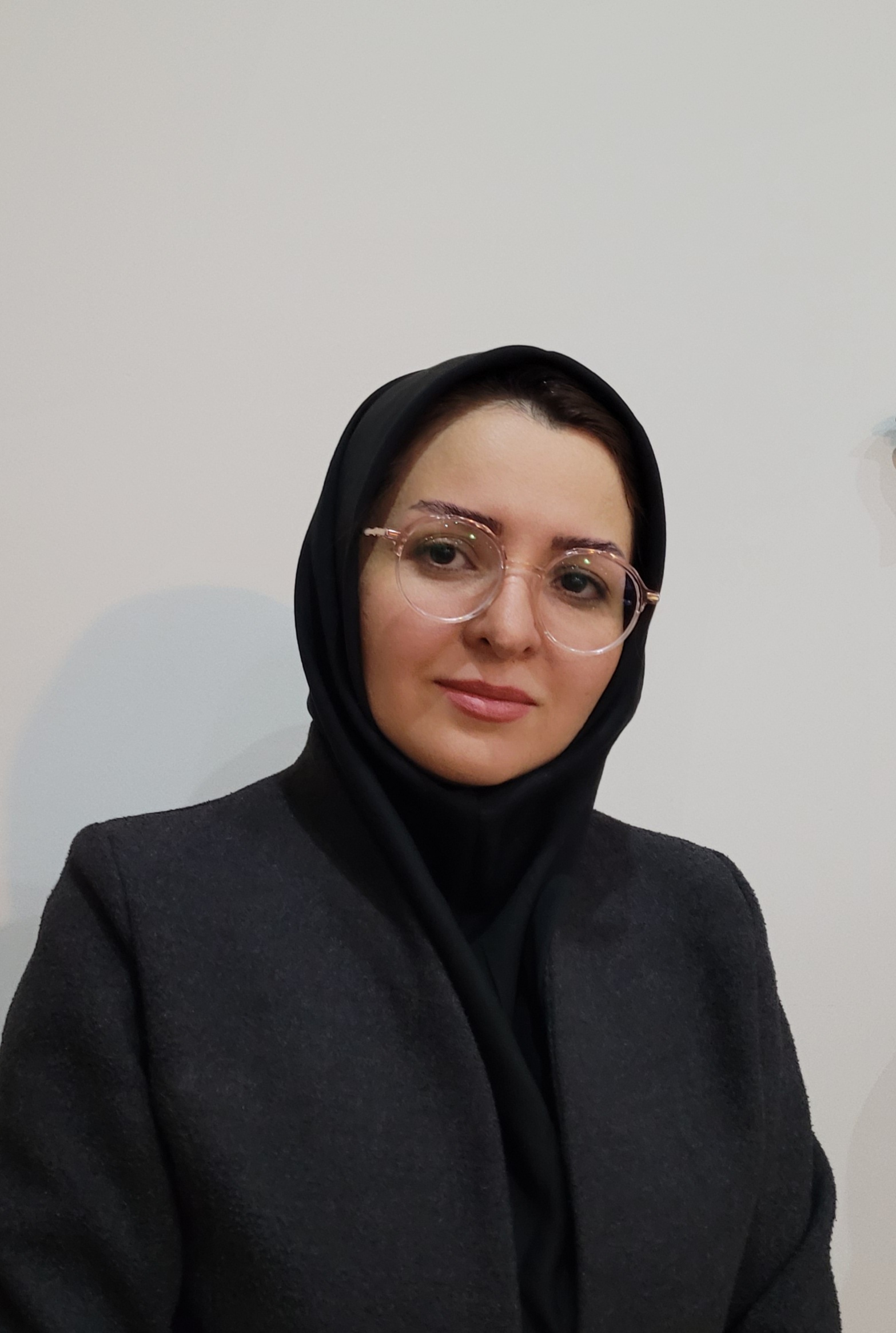 نشمین سلیمان اختیاری