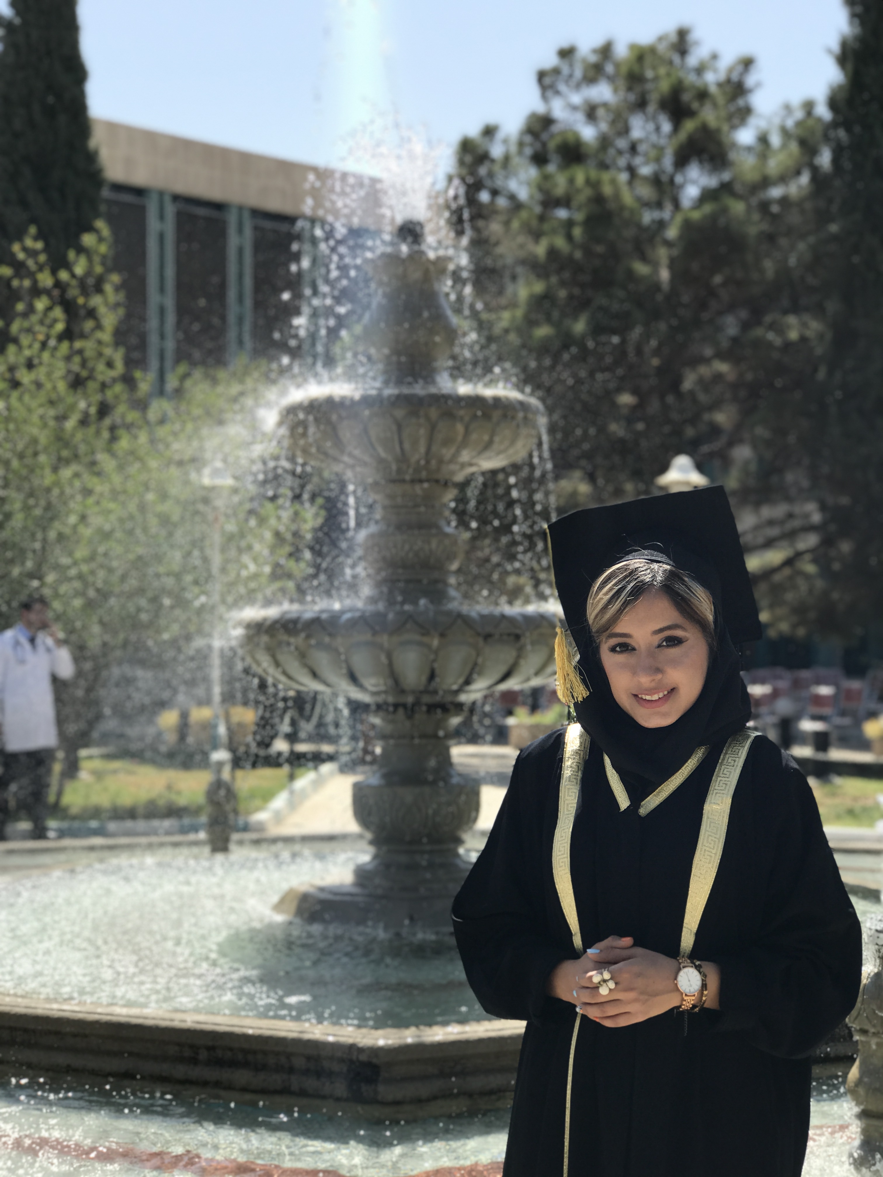 نگین سالمی