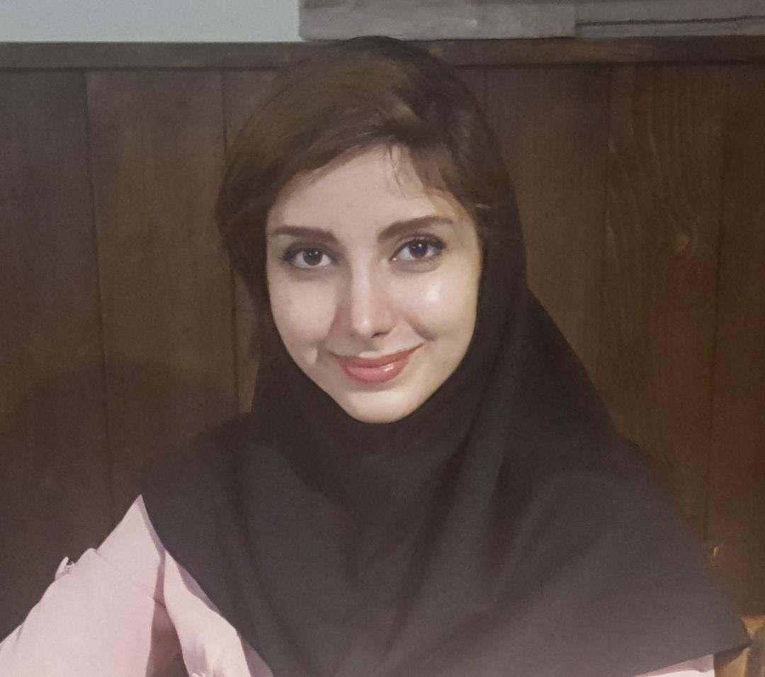 نازنین طرفه