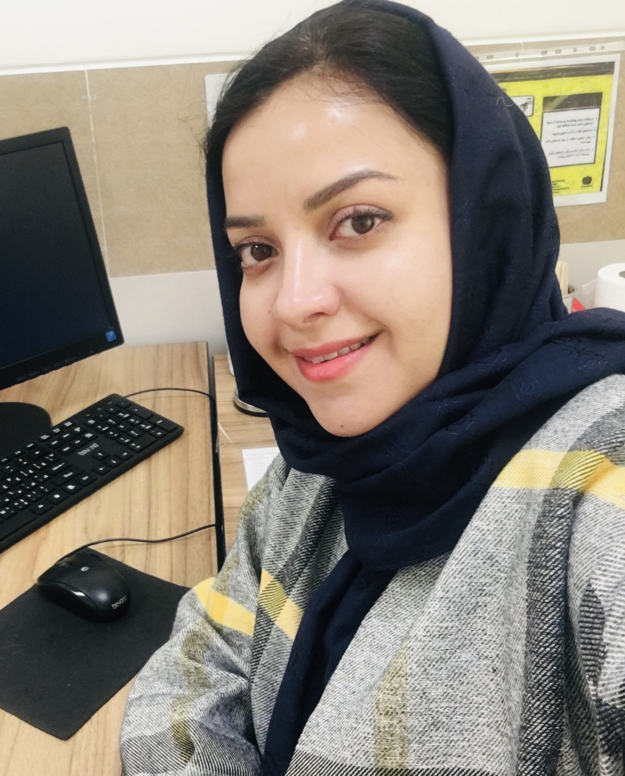 زلیخا بیات
