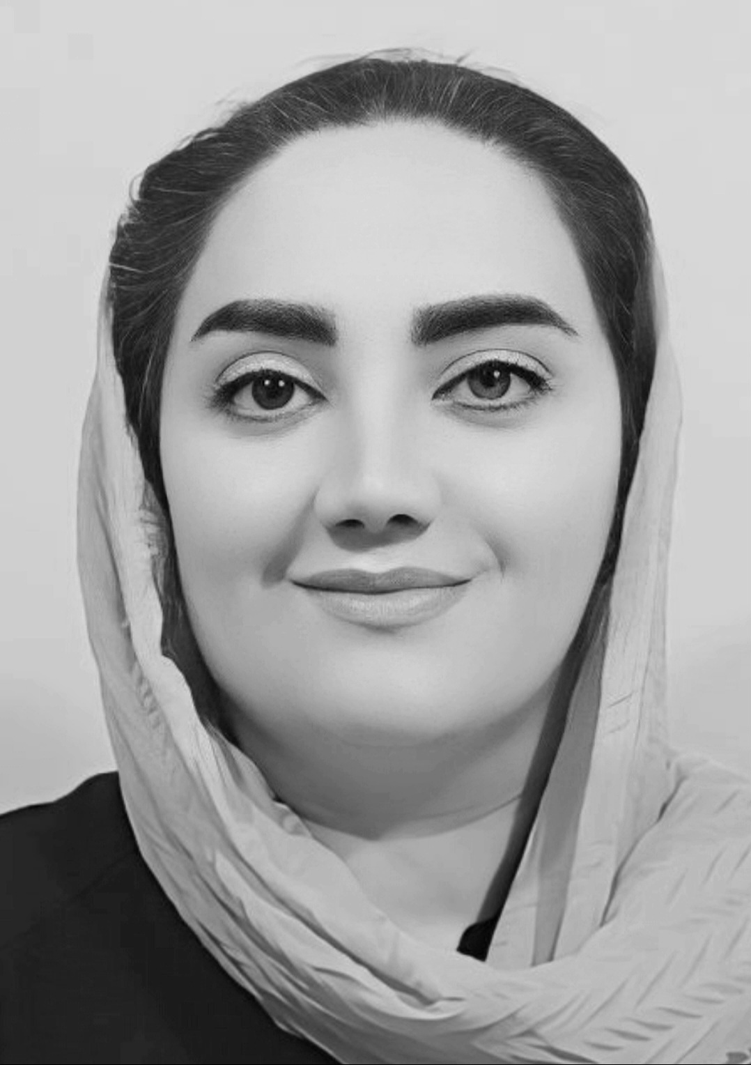 سارا فیروزآبادی