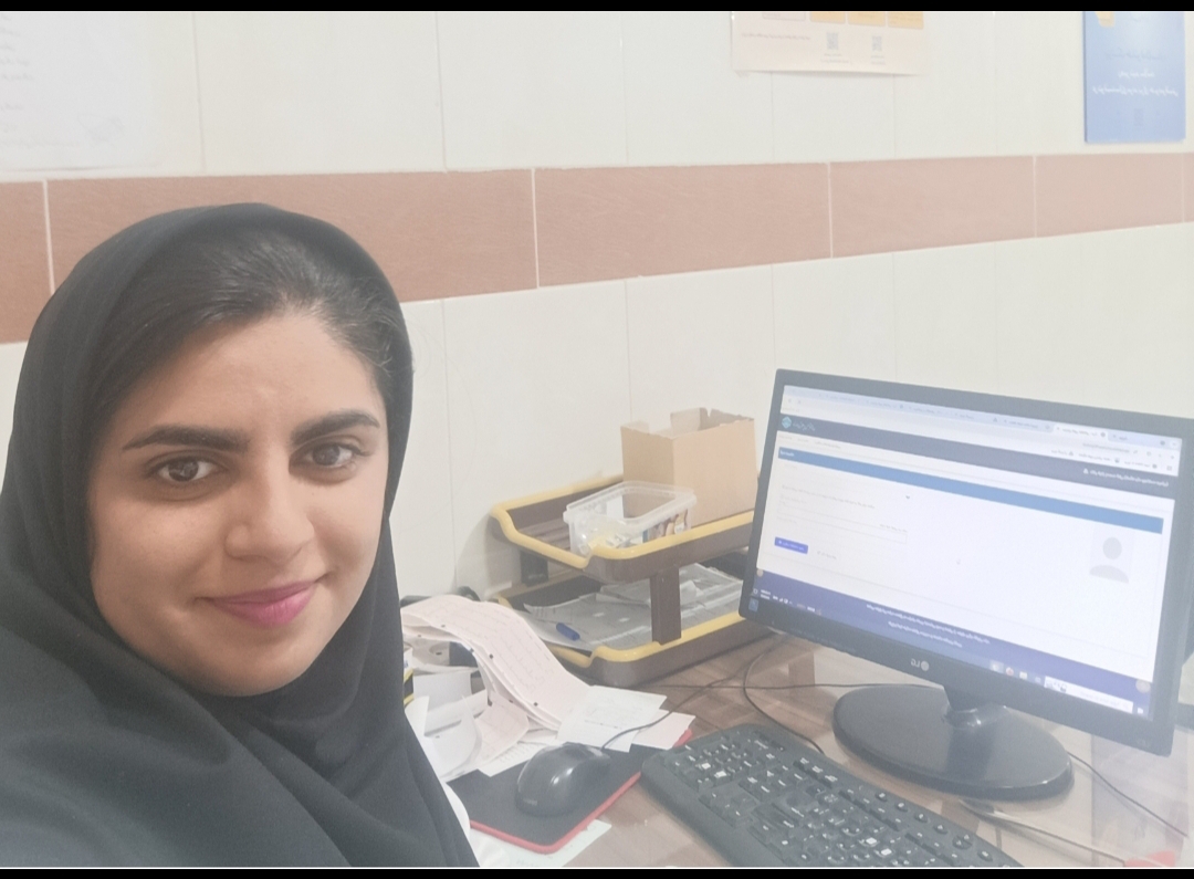 فرناز زحمت کش